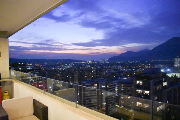 Standard Apartment | Terrace/patio - Kennedy Dream Apartments (Santiago)