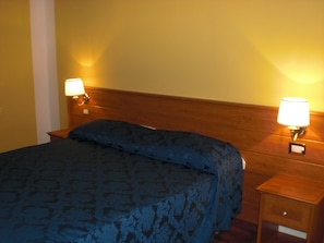 1 bedroom, premium bedding, minibar, in-room safe