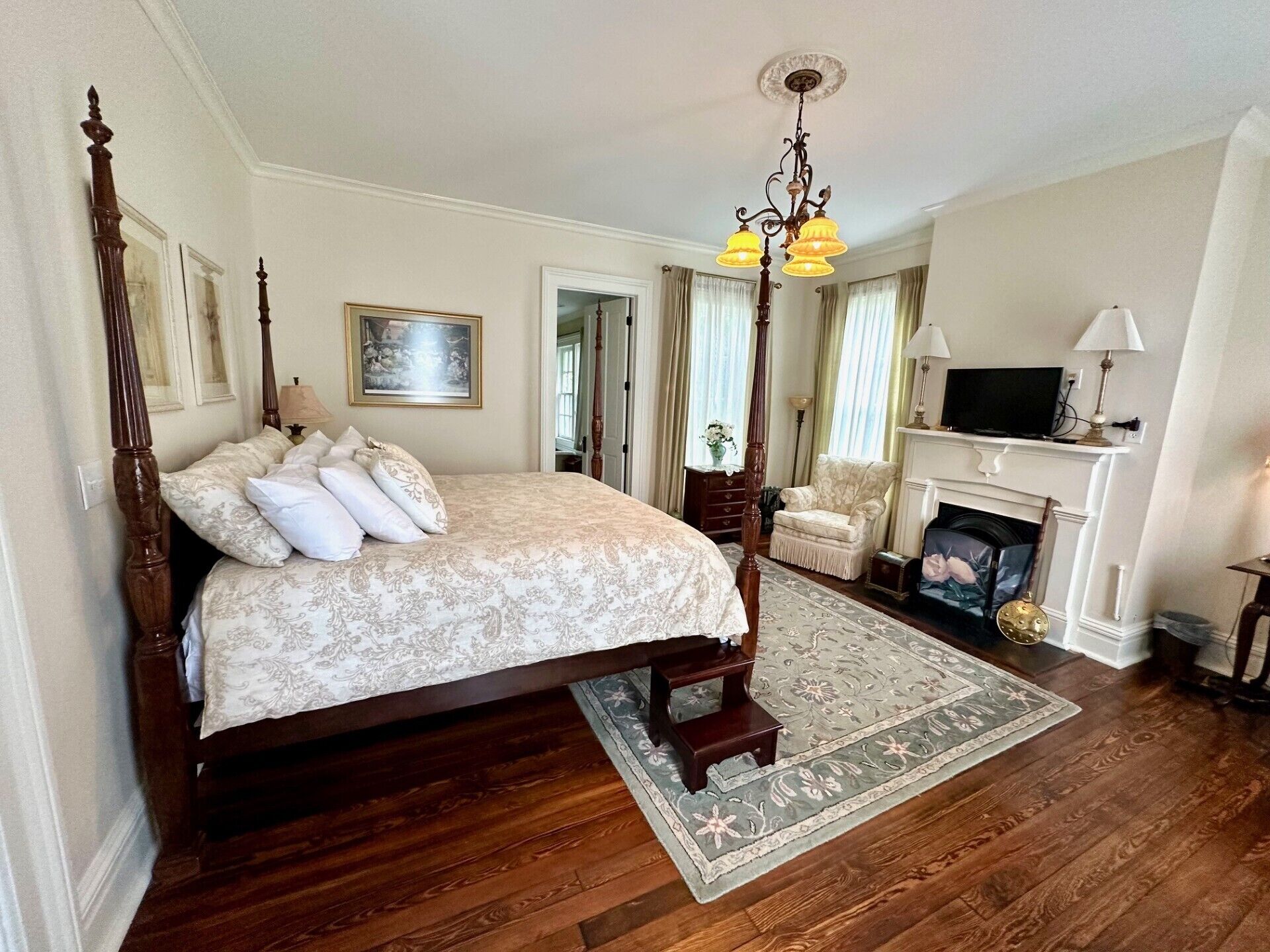 ميني بار وبديكورات فريدة لكل غرفة وطراز فريد لكل وحدة