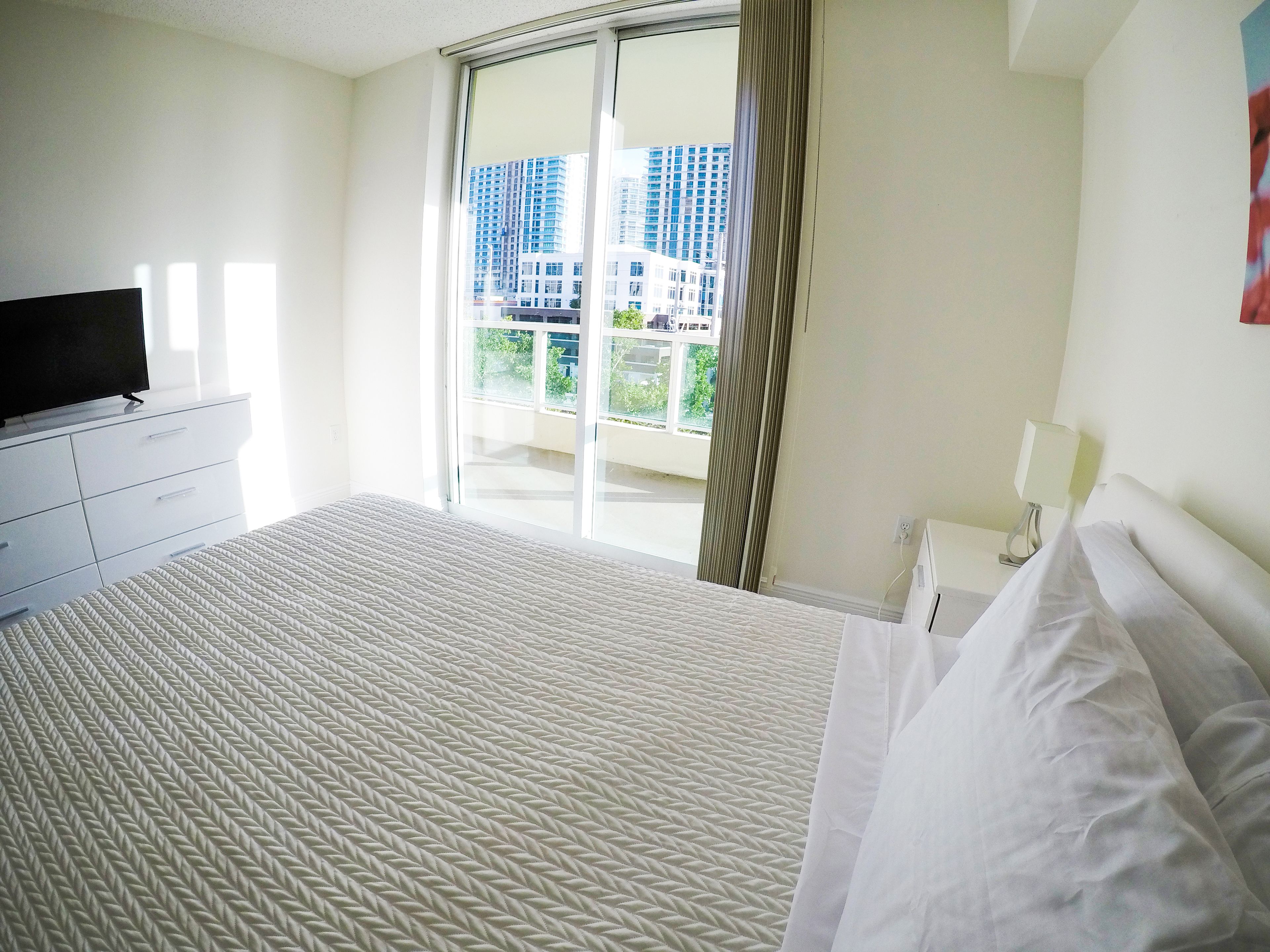 1 bedroom, premium bedding, iron/ironing board, WiFi (free)