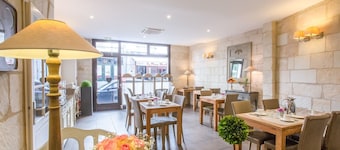 L'Adresse Boutique Hotel