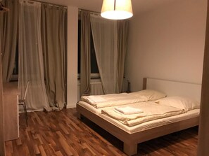 Een strijkplank/strijkijzer, gratis wifi