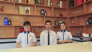 酒吧（店内）