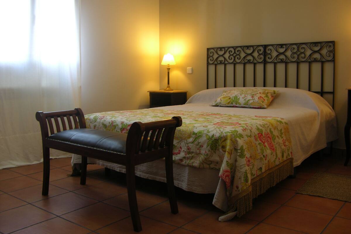 Apartment, 2 Bedrooms, Terrace | Desk, iron/ironing board, free cribs/infant beds, rollaway beds