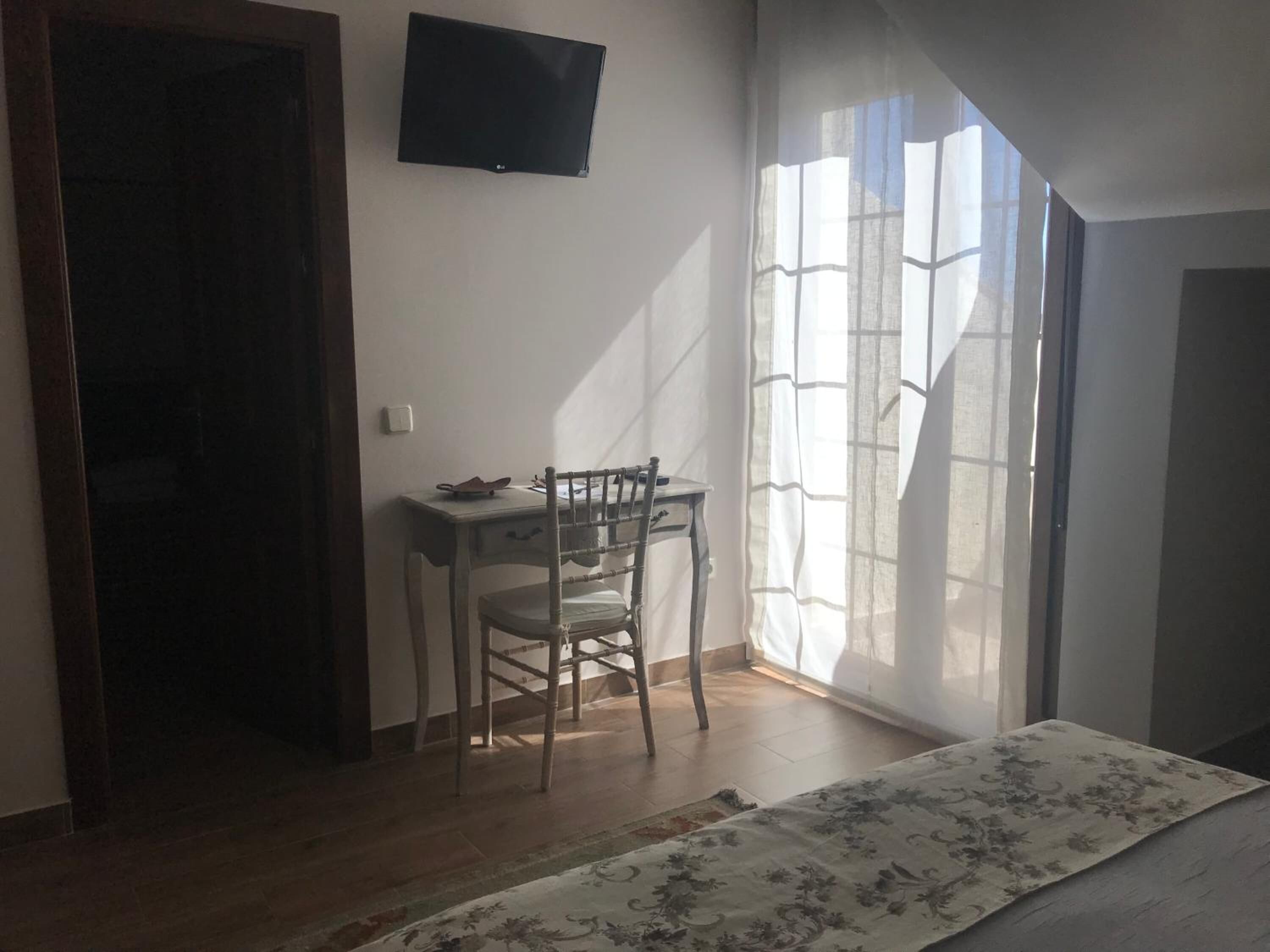 Desk, iron/ironing board, free cots/infant beds, rollaway beds