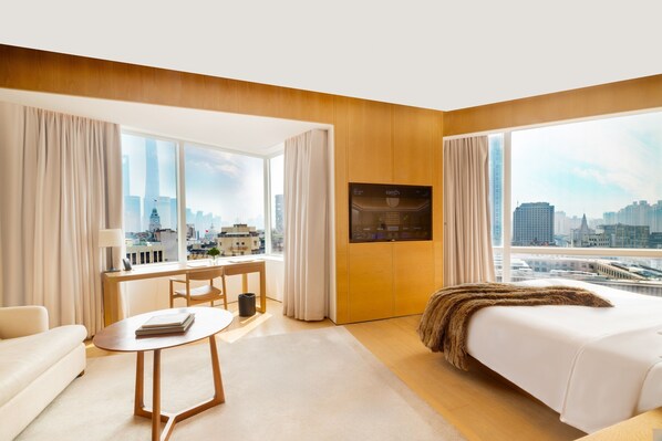 Pearl TV Tower View Room, 1 King - The Shanghai EDITION (Shanghai)