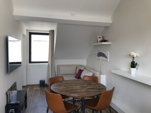 Deluxe Studio Suite, 1 Bedroom, City View | Living area | Flat-screen TV - Exclusive Flats Sainte-Catherine Terrace (Brussels)