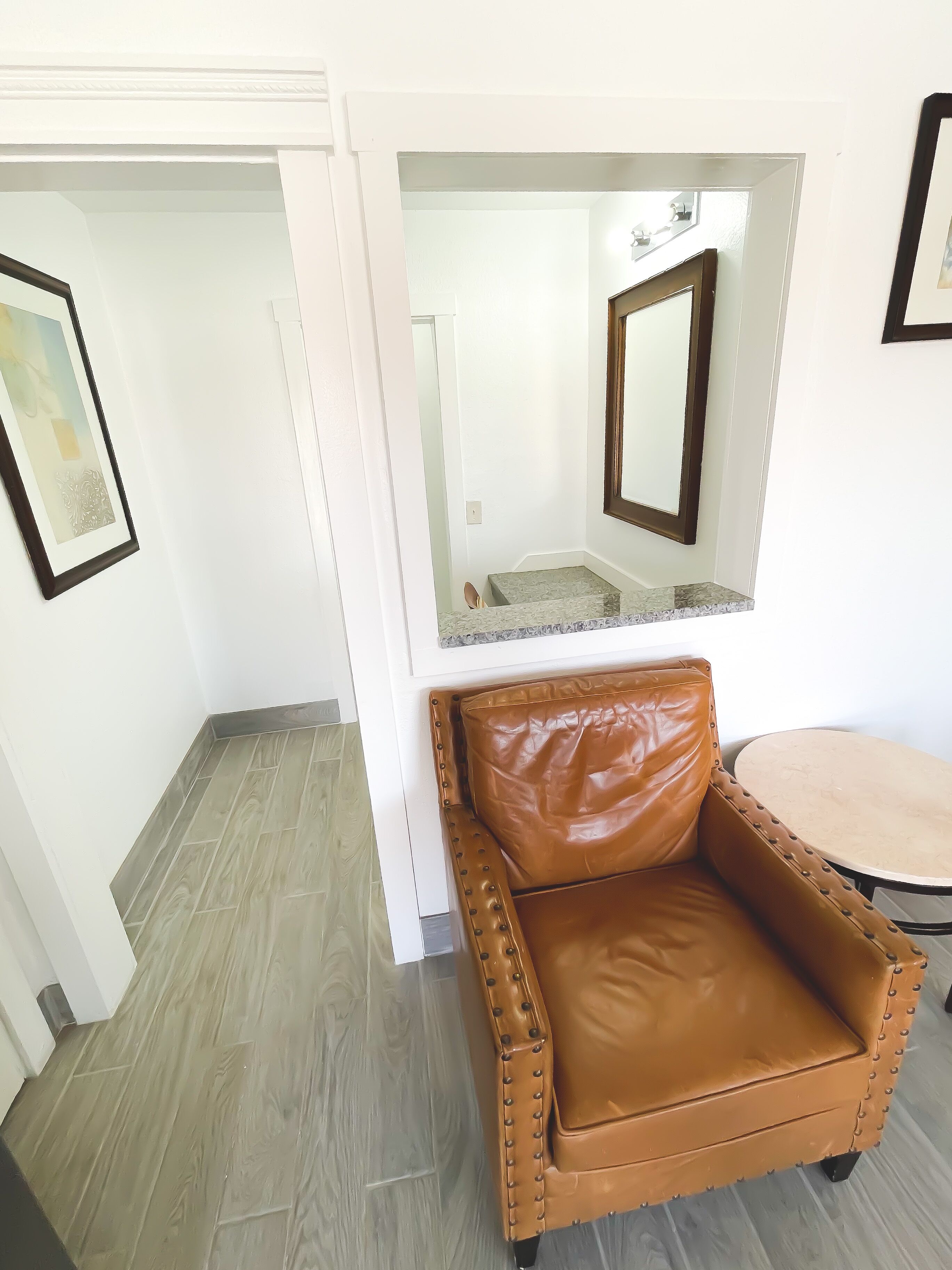 Economy Room, 1 King Bed, Refrigerator & Microwave | Egyptian cotton sheets, premium bedding, individually decorated