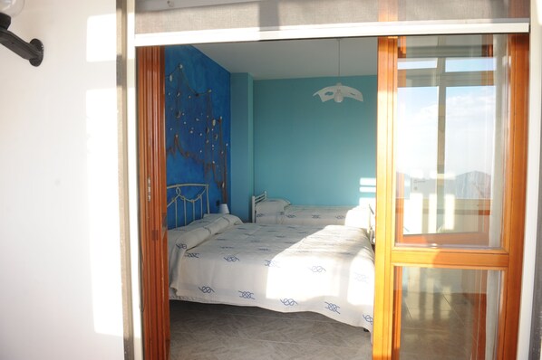 Triple Room | Balcony - B&B Viale delle Colline (Salerno)