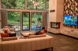 Minibar, caja de seguridad en la habitación y sistema de insonorización