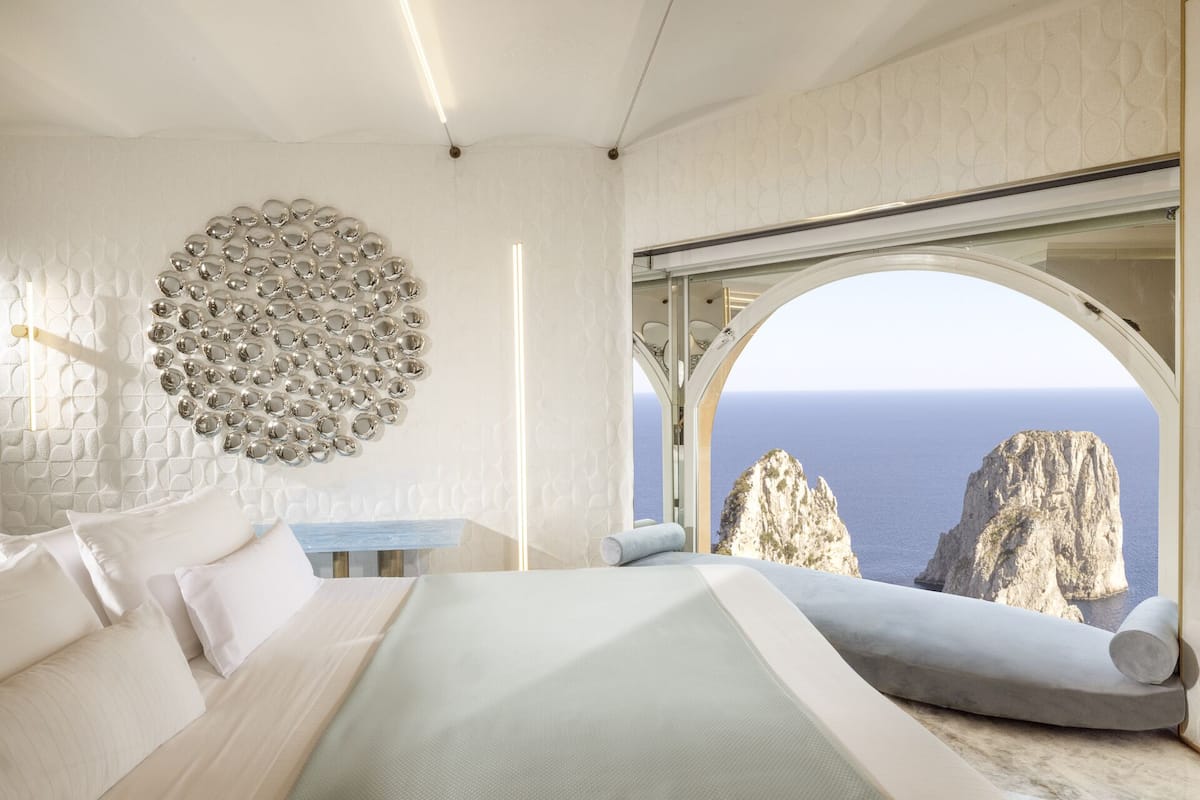 studio suite (art) | 1 bedroom, premium bedding, down duvets, minibar