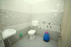 Shower, towels