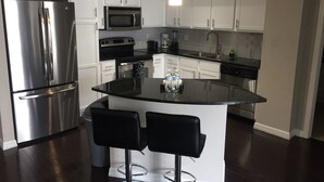 Unclassified image, 3 of 30, button - Captivating condo near Fort Lauderdale Beach (Fort Lauderdale)