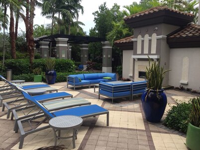 Captivating condo near Fort Lauderdale Beach