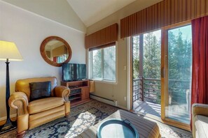 TV màn hình phẳng 