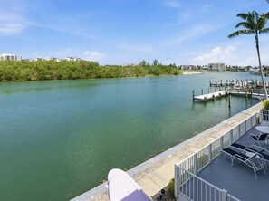Terrace/patio - Waterfront 1BR condo in Marco Island with pool and kitchen. (Marco Island)