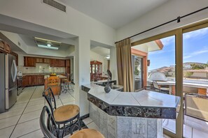 Fridge, microwave, stovetop, dishwasher - Luxe Cabo Retreat: Terrace w/ Stunning City Views! (Cabo San Lucas)