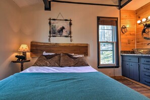 2 bedrooms, Internet, bed sheets - Family Retreat w/ Trail Access in Beech Mountain! (Beech Mountain)