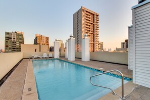 季節性室外游泳池