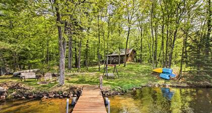 Lakefront Cumberland Cabin w/ Dock & Fire Pit!