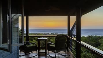 Pemandangan dari properti