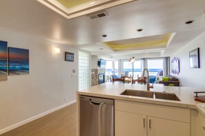 Fridge, microwave, oven, stovetop - 30 Day Escape! Oceanfront 2BD Steps to Beach with Parking, BBQ, and Adventure! (San Diego)