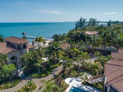 ALL INCLUSIVE Seahorse Villa - 4 Bedroom Luxury Villa near Placencia, Belize