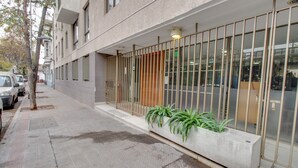 숙박 시설 입구