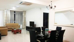 Dining - Taragon Time Service Suite (Kuala Lumpur)
