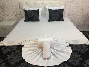 Deluxe Studio | Free minibar, iron/ironing board, free WiFi