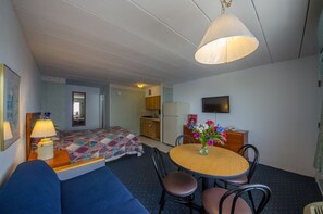 Individually decorated, individually furnished, blackout drapes - Compass Family Resort (Wildwood Crest)