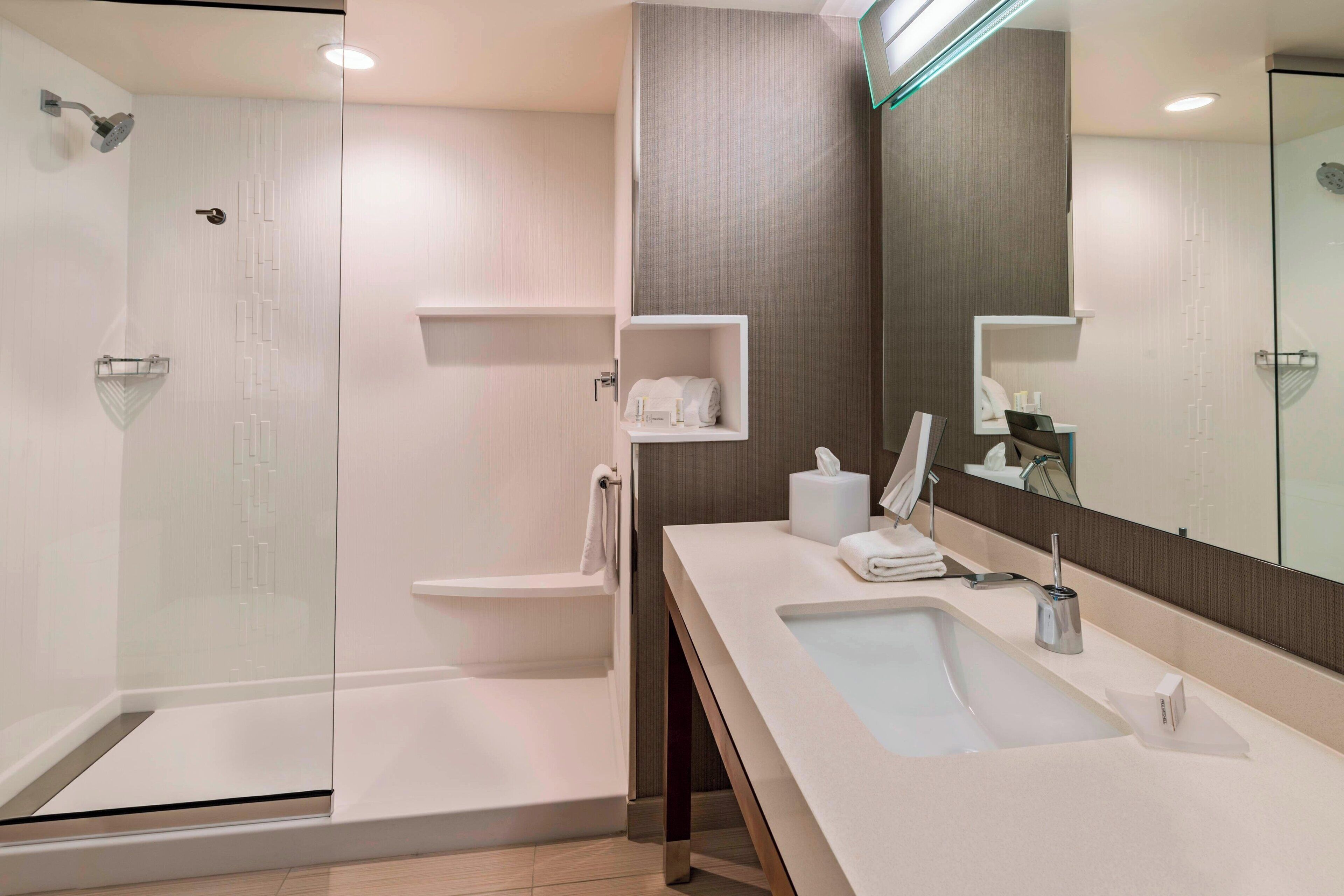 Photo - Courtyard by Marriott Tampa Northwest/Veterans Expressway