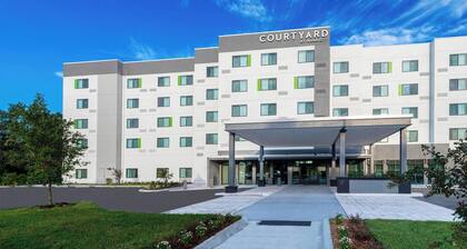 Courtyard by Marriott Tampa Northwest/Veterans Expressway