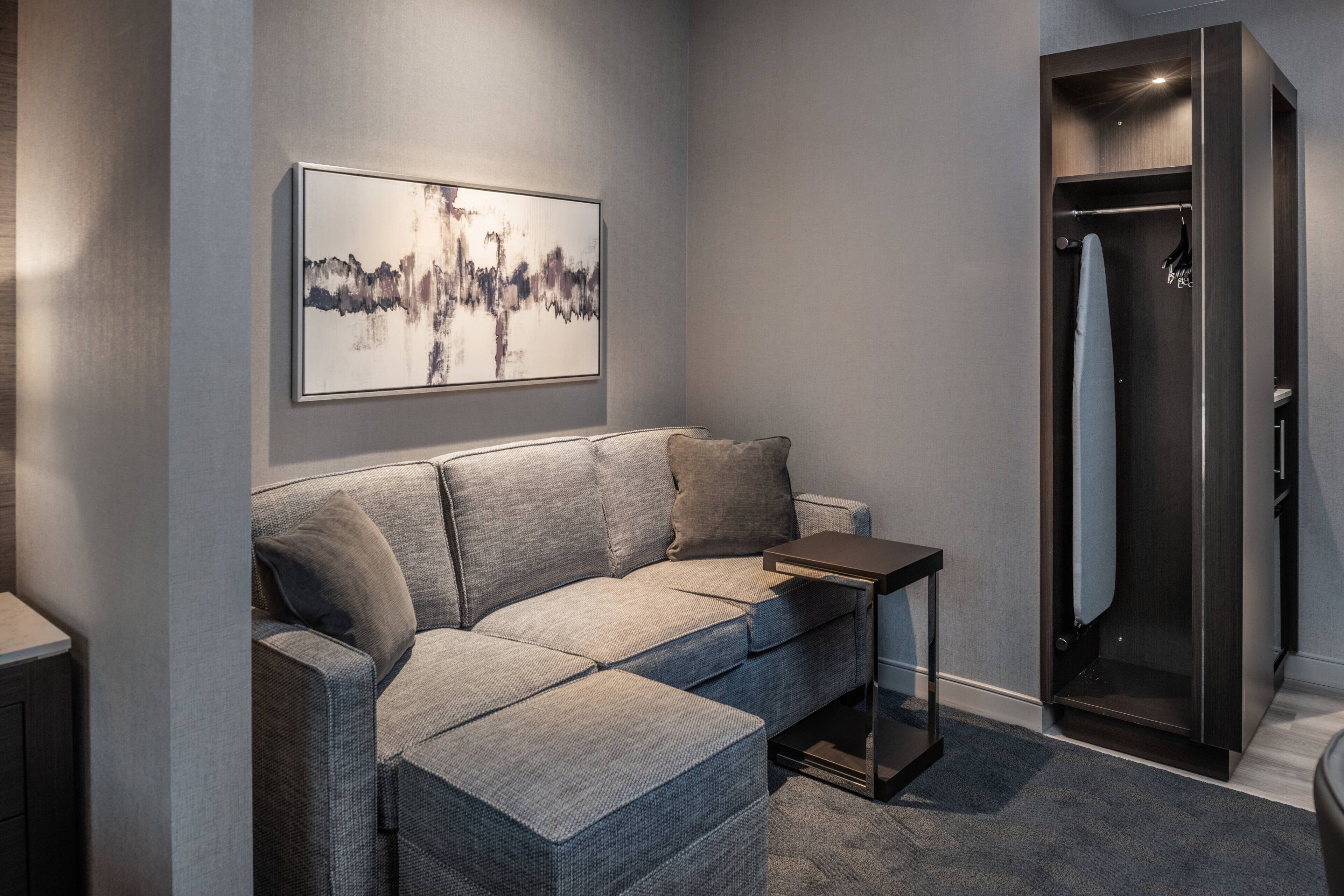 1 bedroom, in-room safe, desk, laptop workspace