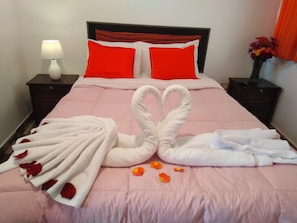 Free WiFi, bed sheets