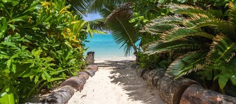 Natura Beach Pool Villa 2