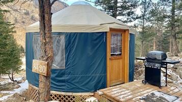 Yurt, Bunk Beds, Smoking | Free WiFi