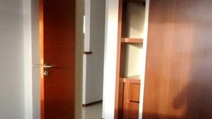 コンフォート アパートメント 1 ベッドルーム シティビュー | 1 室のベッドルーム、アイロン / アイロン台、WiFi (無料)、ベッドシーツ
