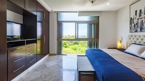 ラグジュアリー ペントハウス 2 ベッドルーム テラス 海側 | 部屋からの景観