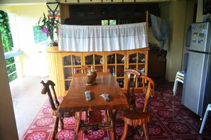 Breakfast served, local and international cuisine, al fresco dining