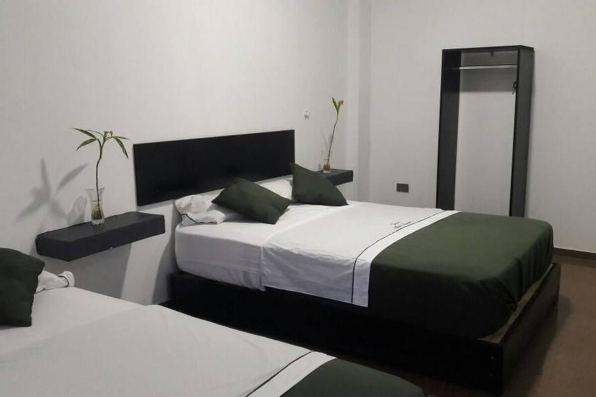 WiFi (free), bed sheets