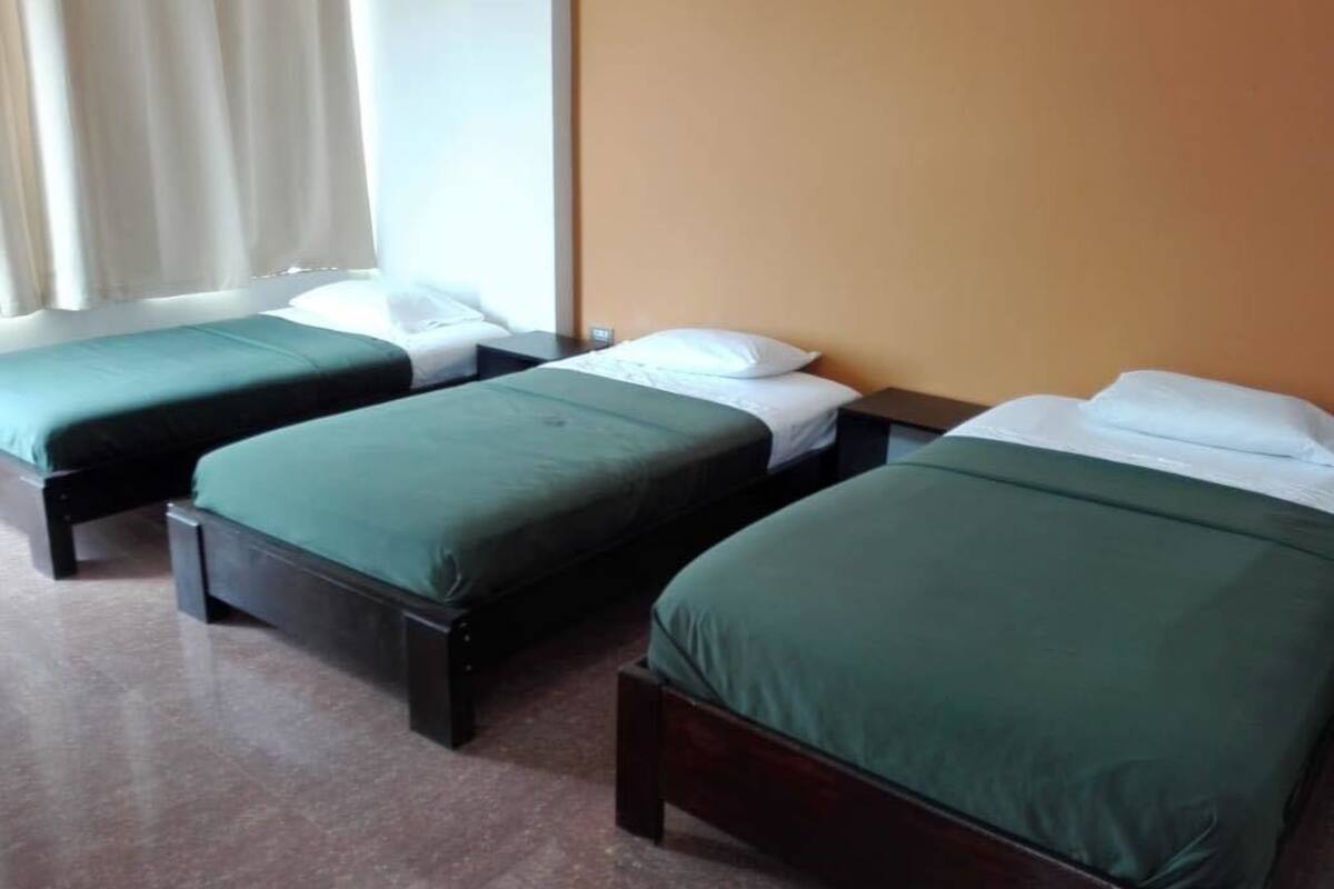 WiFi (free), bed sheets