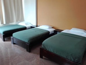 Free WiFi, bed sheets