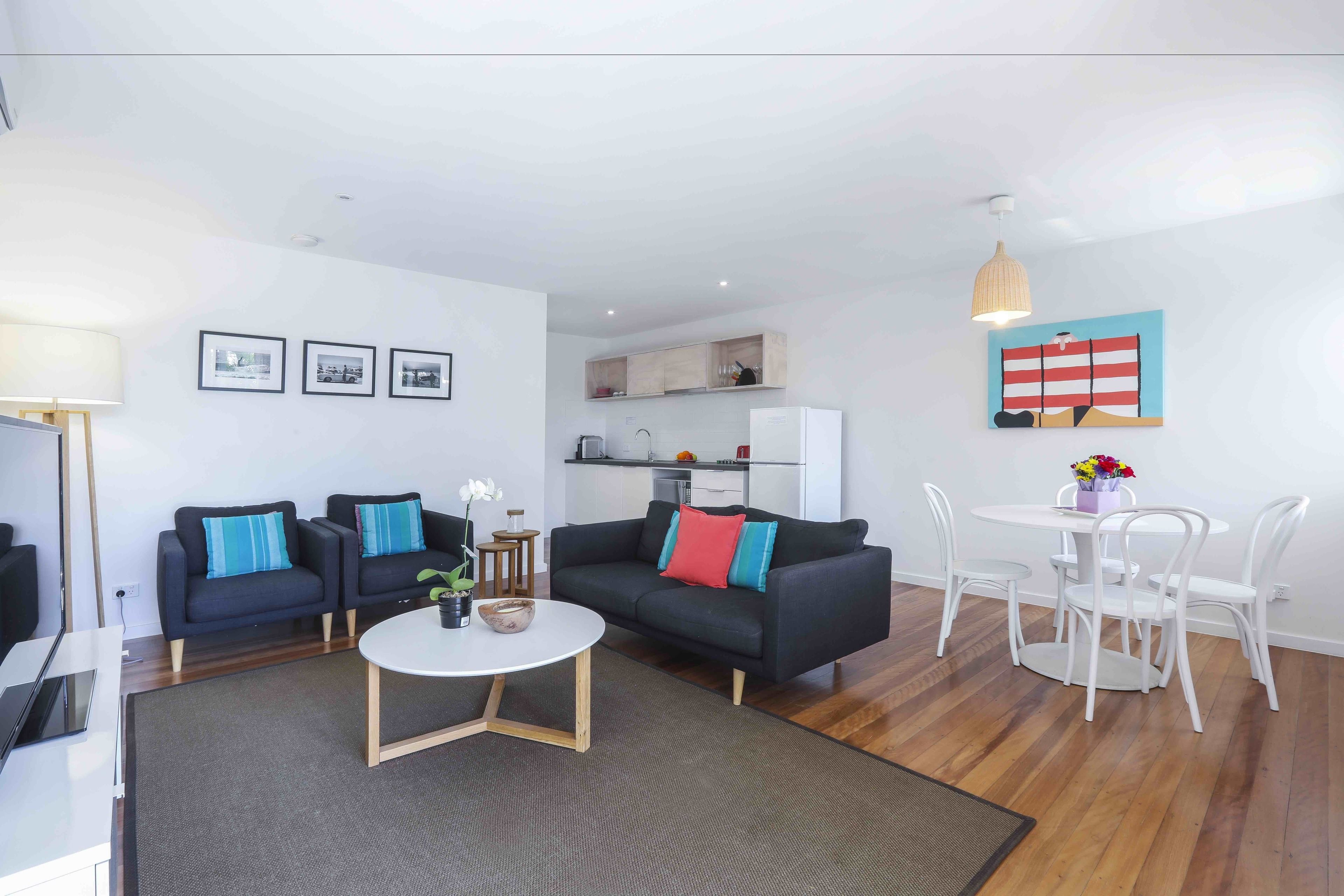 Sandbox Luxury Beach Front Apartments — image 15