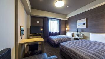 デスク、WiFi (無料)、ベッドシーツ