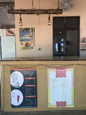 Bar (on property) - The Coconut (Pottuvil)