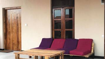 Comfort Double Room, 1 Queen Bed, Garden Area | Terrace/patio