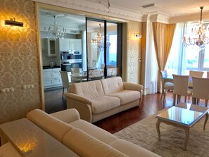 Royal Condo, 3 Bedrooms, City View | Living room - Luxury Condominium. Kiev center. (Kyiv)