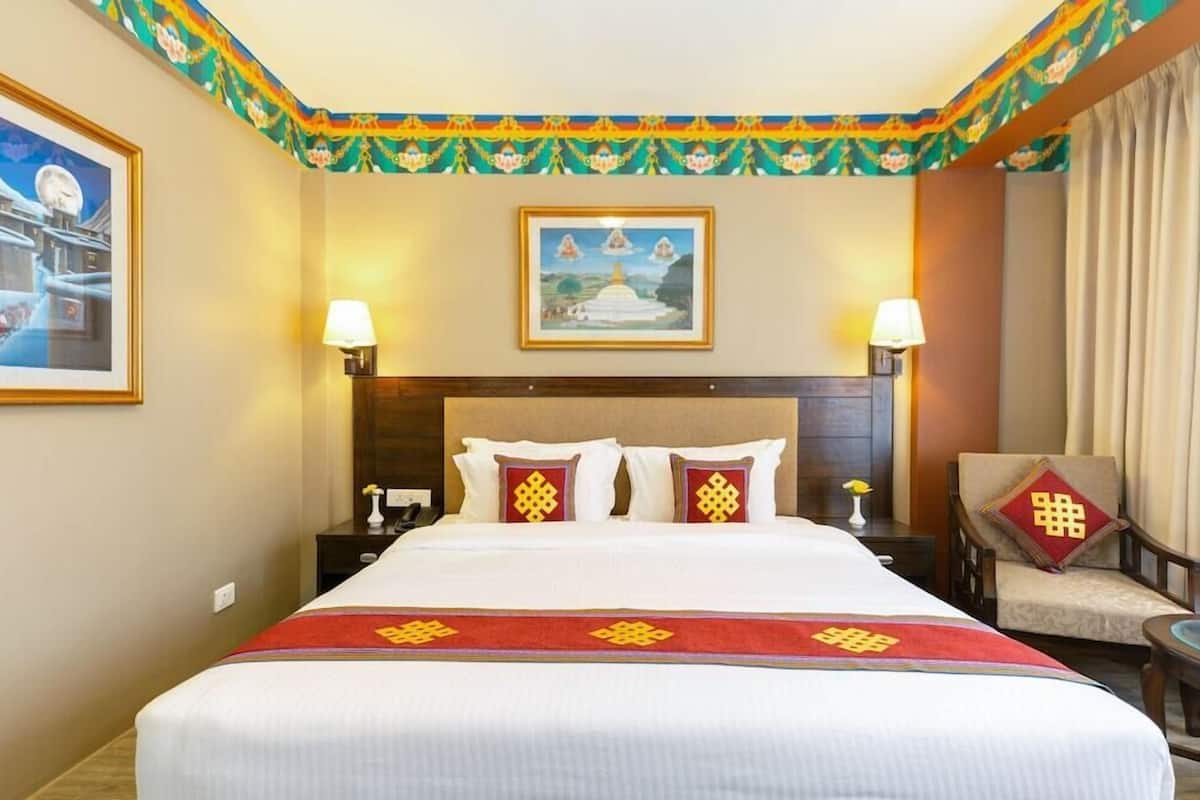 Premium bedding, soundproofing, free WiFi