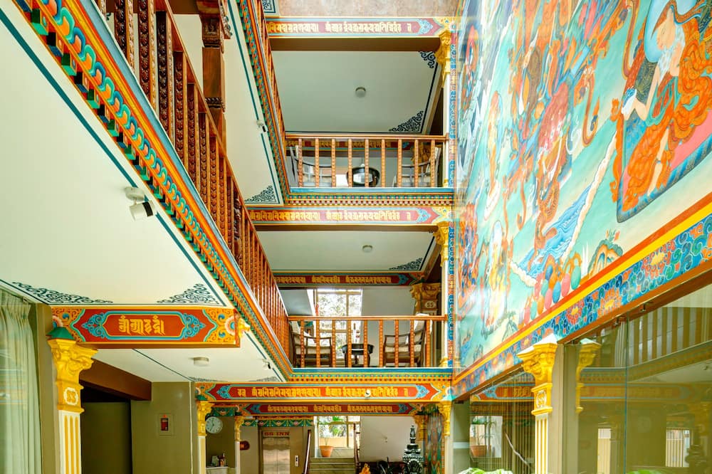 Hotel Lotus Gems